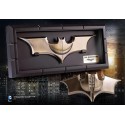 The Noble Collection Replika batarangu "THE DARK KNIGHT" - Batman