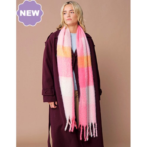 Fluffy kostkovaná šála - šedá