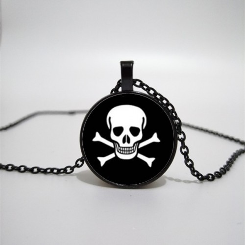 One Piece lebka - náhrdelník